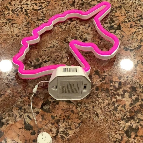 Unicorn Hot Pink Neon Light Preloved - Picture 3 of 3